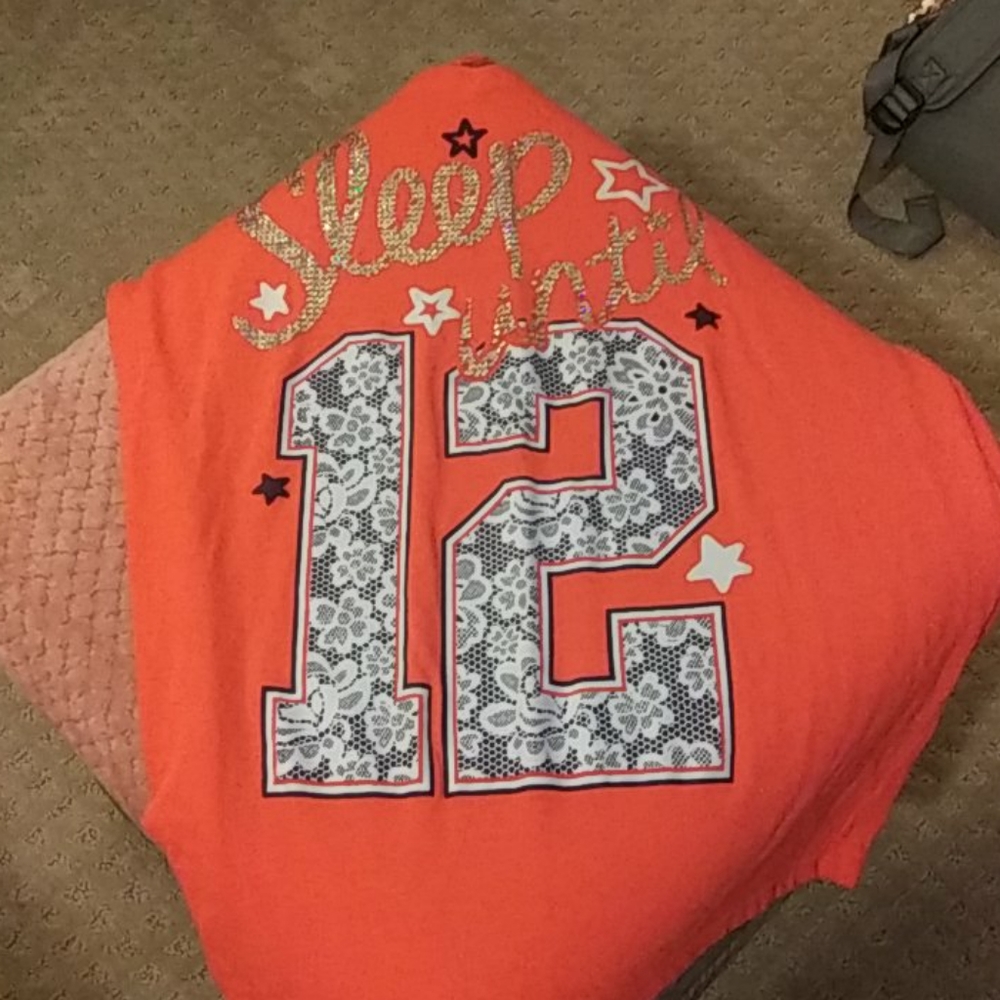 Coral sparkly bed shirt